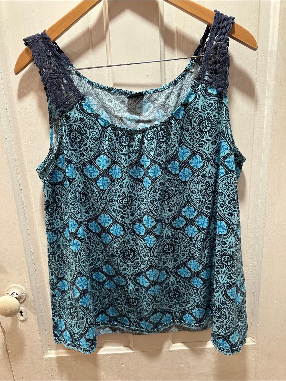 Faded Glory Teal & Navy Crochet-Shoulder Patterned Tank